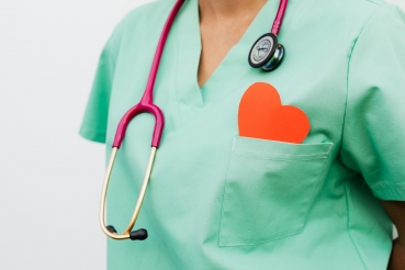 Sprawa kardiologiczna; Błąd medyczny o wysokiej cenie (zawał serca) — sądowa walka pacjenta po zaniedbaniu diagnostycznym